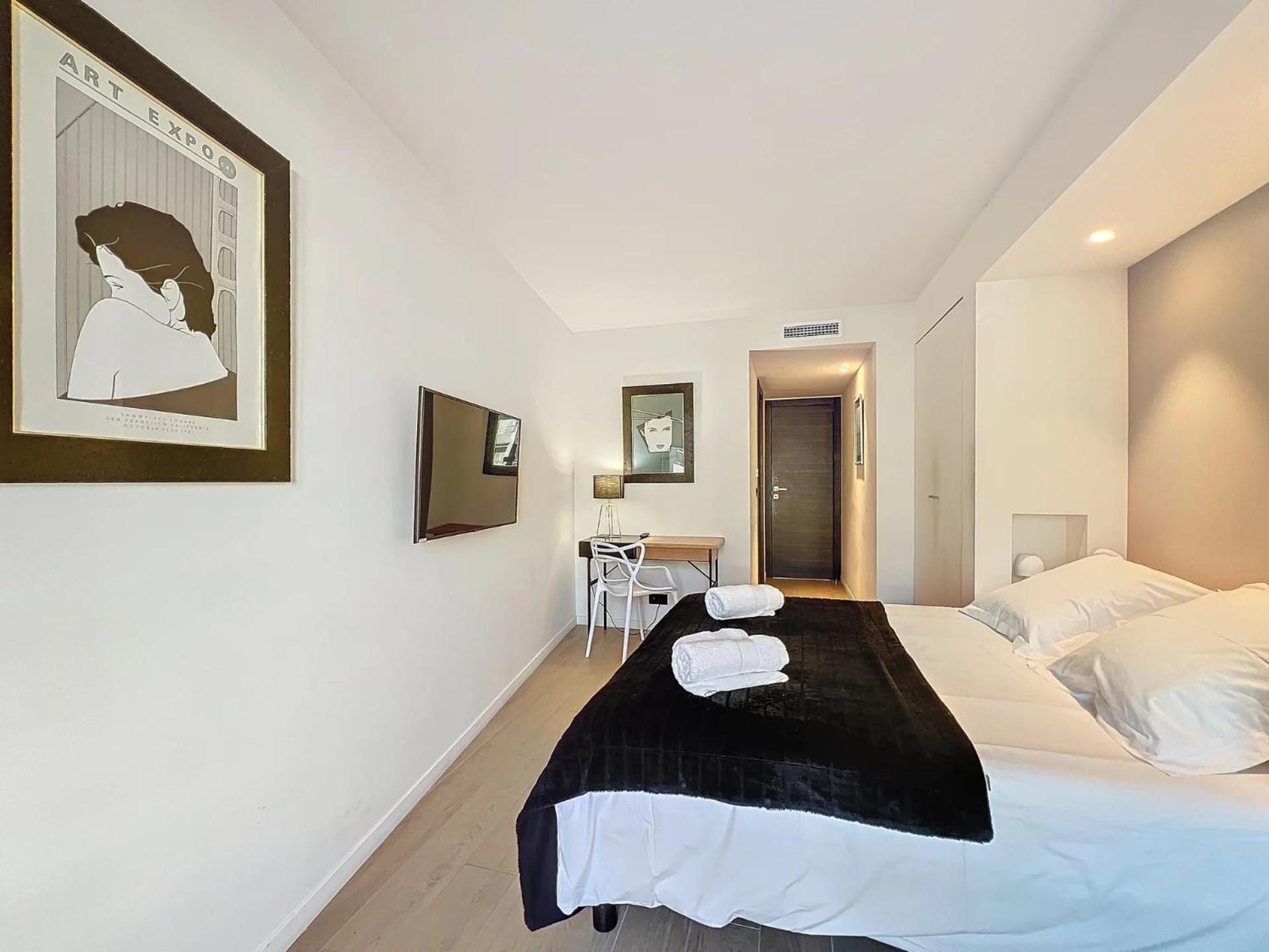 3P Between Croisette Beaches And Antibes Street Cannes Exterior foto